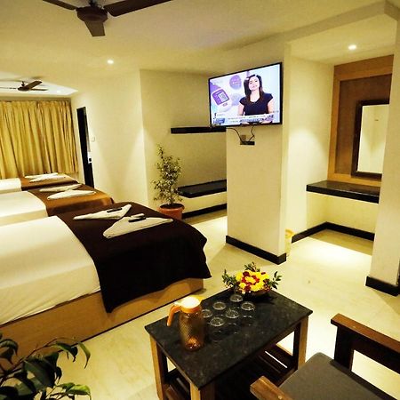 קניאקומרי New Cape Hotel מראה חיצוני תמונה