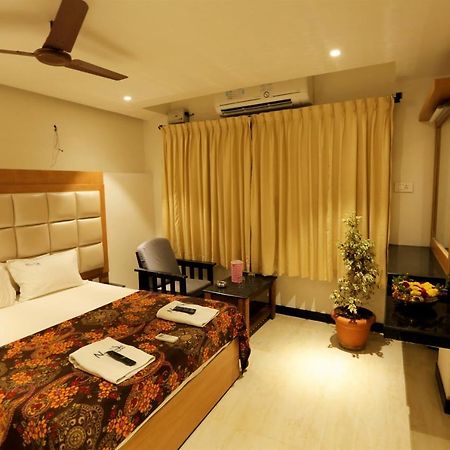 קניאקומרי New Cape Hotel מראה חיצוני תמונה